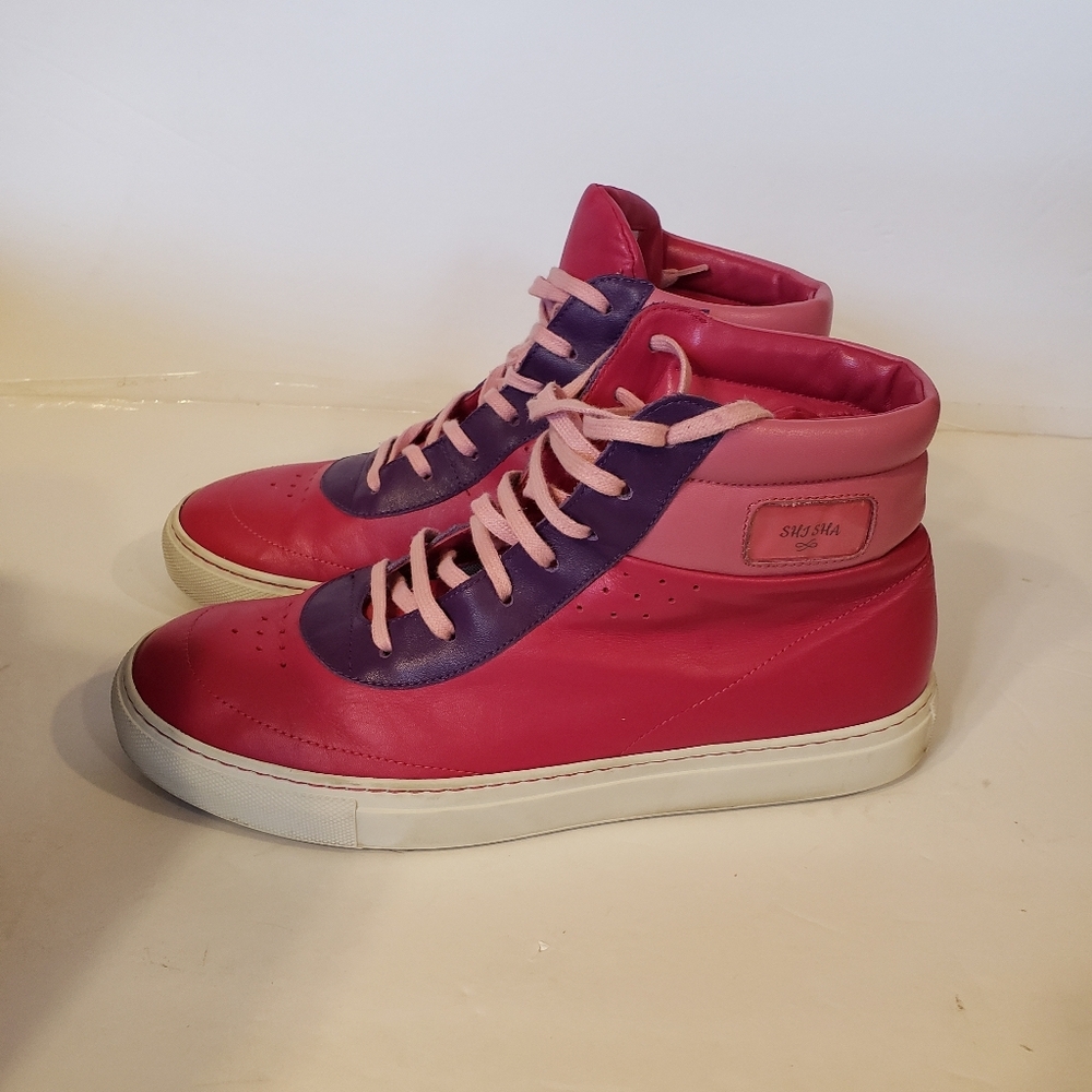Ladies shoes made in Italy.